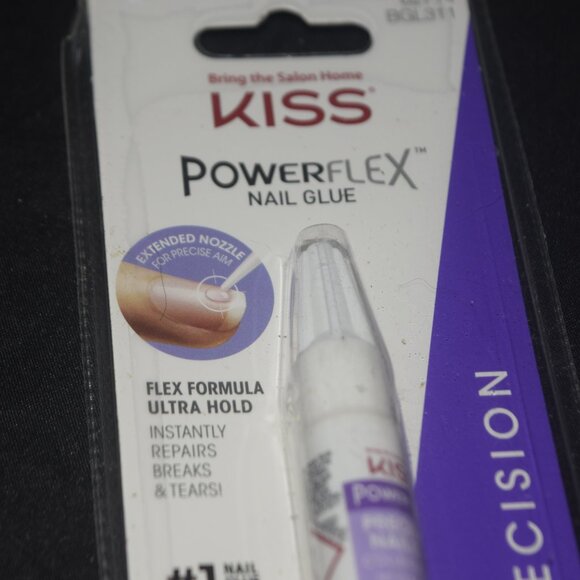 KISS Precision Nail Glue - Picture 2 of 3